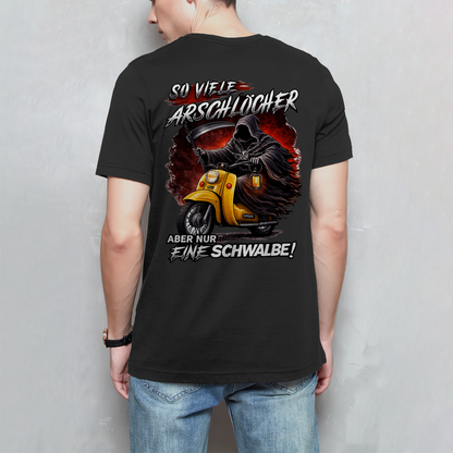Herren T-Shirt „So viele Arschlöcher – aber nur eine Schwalbe!“